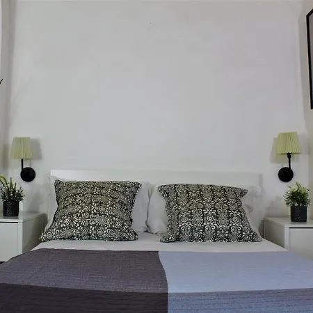 Crystal Ship Apartments-2